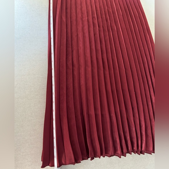 NWT- Max Studio- Pleated Red Satin Maxi Skirt- Size XS - Picture 7 of 8